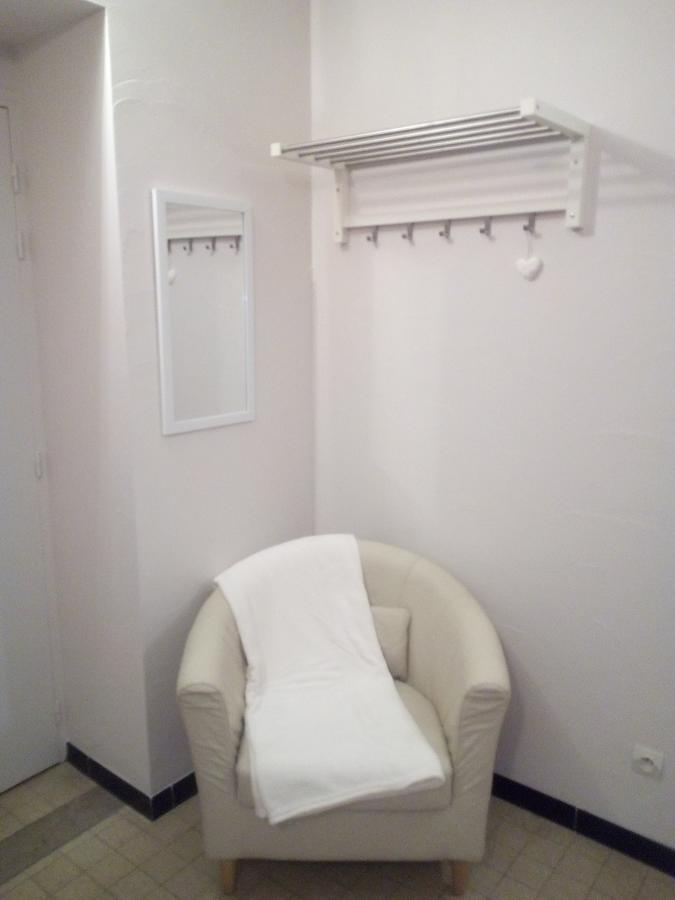 Studio 2 Pers En Vieille Ville Parking Gratuit - By La Source D'Orfee Булон сюр Мер Стая снимка